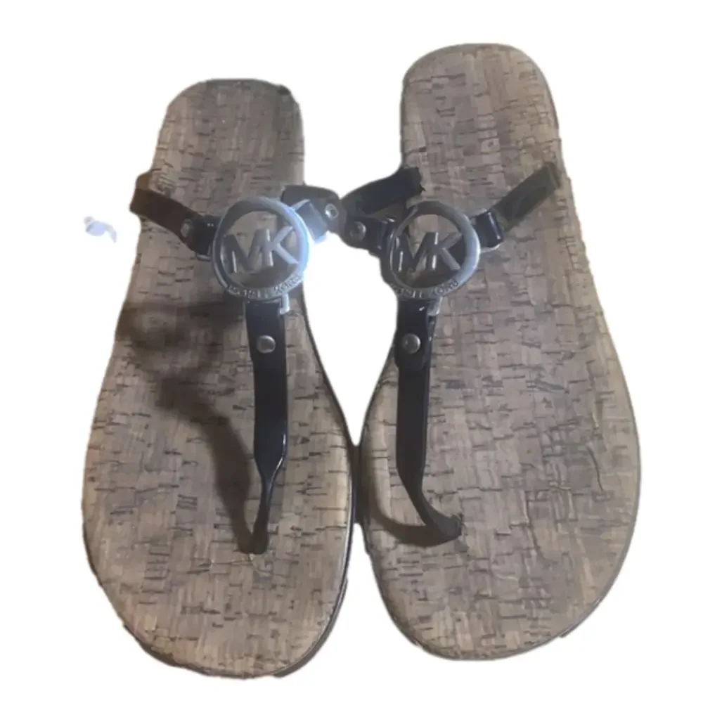 MICHAEL KORS SANDALS